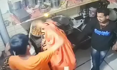 कथावाचक पति ने पत्नी को शिष्यों के सामने परोसा, फिर महिला के साथ किया ये काम, वीडियो देख उड़ जाएंगे होश