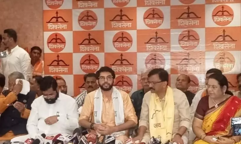 Shiv Sena leader Aditya Thackeray in Ayodhya: शिवसेना नेता आदित्य ठाकरे पहुंचे अयोध्या, हनुमानजी व रामलला का किया दर्शन