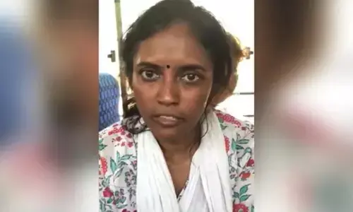 Congress Protest: दिल्ली पुलिस ने मेरे कपड़े फाड़े, शशि थरूर ने शेयर किया महिला सांसद का वीडियो