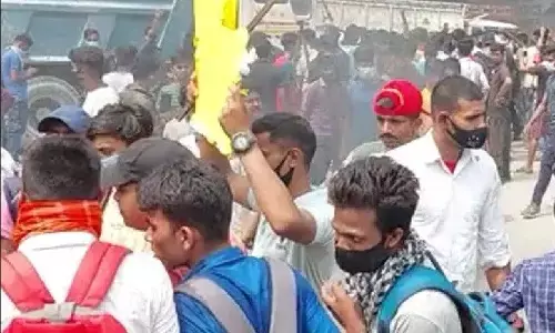 प्रदर्शन के बीच झुक गई मोदी सरकार? Agnipath Scheme में बदलाव, तय उम्र को 21 से किया 23 साल