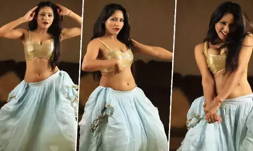 Shweta Sharma Sexy Video:  एक्ट्रेस Shweta Sharma ने बुलेट सॉन्ग पर जमकर लगाए ठुमके, जमकर Viral हो रहा है Video हुआ