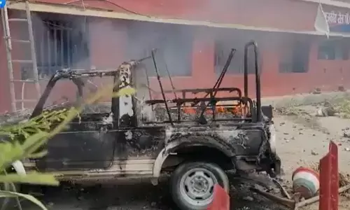 fourth day of Agnipath: जब मोदी से देश की जनता लड़ी तो अग्निवीर योजना में भी सुधार का सिलसिला शुरु fourth day of Agnipath: जब मोदी से देश की जनता लड़ी तो अग्निवीर योजना में भी सुधार का सिलसिला शुरु