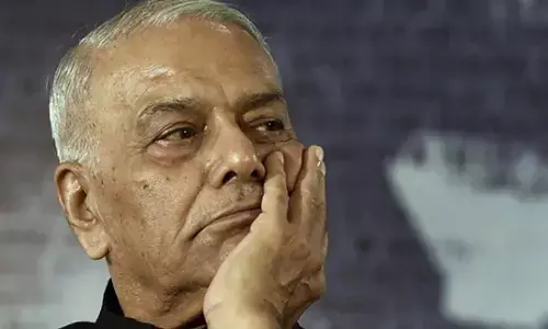 President Elections 2022: यशवंत सिन्हा हो सकते हैं विपक्ष के राष्ट्रपति उम्मीदवार! TMC से दिया इस्तीफा President Elections 2022: यशवंत सिन्हा हो सकते हैं विपक्ष के राष्ट्रपति उम्मीदवार! TMC से दिया इस्तीफा