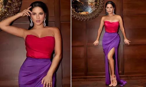 Sunny Leone Sexy Video: Sexy ड्रेस पहन सनी लियोनी ने फिर बढ़ाया तापमान, फैंस ने की रेड हार्ट की बौछार