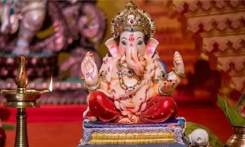 बुधवार के दिन इन मंत्रों के साथ करें गणेश जी की पूजा, हर कष्ट से मिलेगा छुटकारा