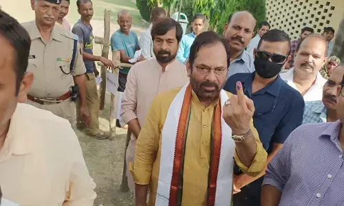 By-Election: आजमगढ़, रामपुर और संगरूर समेत तीन लोकसभा और सात विधानसभा सीटों के लिए वोटिंग LIVE By-Election: आजमगढ़, रामपुर और संगरूर समेत तीन लोकसभा और सात विधानसभा सीटों के लिए वोटिंग LIVE