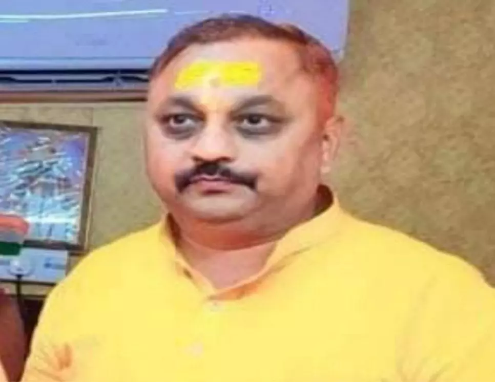Sultanpur news : पूर्व विधायक चंद्रभद्र सिंह समेत छह लोगों पर दर्ज हुआ धोखाधड़ी का केस