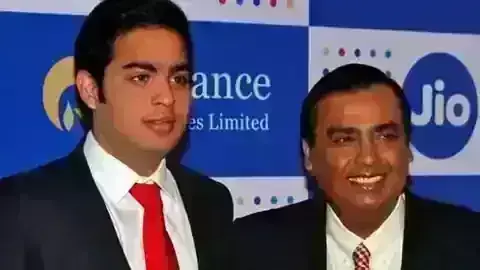 आकाश बने जियो के नए चेयरमैन, मुकेश अंबानी ने दिया इस्तीफा आकाश बने जियो के नए चेयरमैन, मुकेश अंबानी ने दिया इस्तीफा