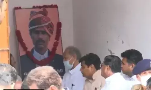 कन्हैया लाल के घर पहुंचे सीएम अशोक गहलोत, परिजनों से मिलें, जानें क्या बात कही