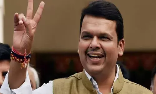 महाराष्ट्र की सियासत में भूचाल, आज शाम सात बजे ही सीएम पद की शपथ लेंगे देवेंद्र फडणवीस