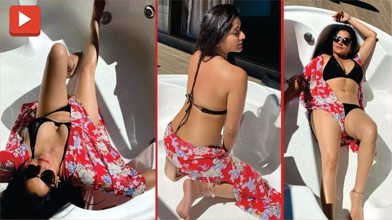 Monalisa Sexy Video Photos: भोजपुरी एक्ट्रेस मोनालिसा ने सेक्सी पर्सनालिटी से मचाया तहलका, Sexy फोटोज हुई वायरल Monalisa Sexy Video Photos: भोजपुरी एक्ट्रेस मोनालिसा ने सेक्सी पर्सनालिटी से मचाया तहलका, Sexy फोटोज हुई वायरल