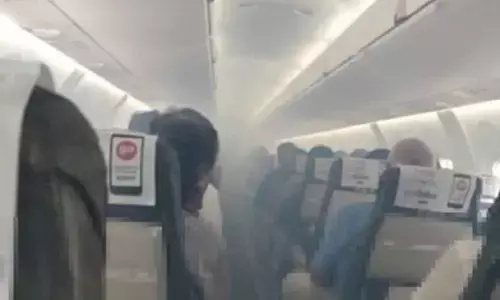 SpiceJet plane Emergency Landing: दिल्ली एयरपोर्ट पर स्पाइस जेट के विमान की इमरजेंसी लैंडिंग, केबिन से निकला धुआं