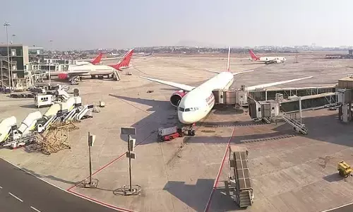 यूपी के 5 और जिलों में बनेंगे एयरपोर्ट, आवागमन व कारोबार में होगी सुविधा यूपी के 5 और जिलों में बनेंगे एयरपोर्ट, आवागमन व कारोबार में होगी सुविधा