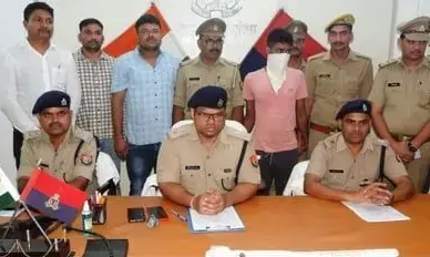 प्रेमिका करने लगी दूसरे से बात,नाराज प्रेमी ने उतारा मौत के घाट