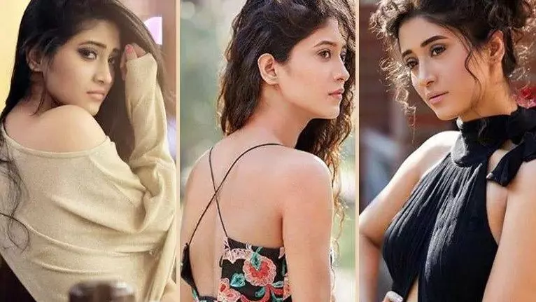 Shivangi Joshi Sexy Video: शिवांगी जोशी ने हॉट ब्लैक गाउन में बढ़ाया टेम्परेचर, यूजर्स का धड़का दिल Shivangi Joshi Sexy Video: शिवांगी जोशी ने हॉट ब्लैक गाउन में बढ़ाया टेम्परेचर, यूजर्स का धड़का दिल