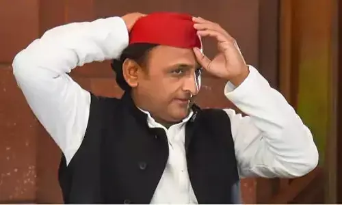 Nupur Sharma: नूपुर शर्मा को लेकर अखिलेश के ट्वीट पर महिला आयोग सख्त, कहा- 3 दिन में एक्शन ले सरकार Nupur Sharma: नूपुर शर्मा को लेकर अखिलेश के ट्वीट पर महिला आयोग सख्त, कहा- 3 दिन में एक्शन ले सरकार