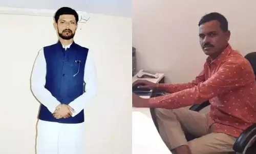 शक्ति सिंह और प्रह्लाद ने कन्हैया लाल के हत्यारों को 5 km तक पीछा कर गिरफ्तार कराया, उदयपुर में हो रही है तारीफ शक्ति सिंह और प्रह्लाद ने कन्हैया लाल के हत्यारों को 5 km तक पीछा कर गिरफ्तार कराया, उदयपुर में हो रही है तारीफ