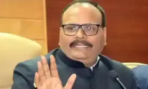 उपमुख्यमंत्री को बिना बताए स्वास्थ्य सचिव ने कर दिए डॉक्टरों का तबादला, अब उपमुख्यमंत्री ने मांगी रिपोर्ट उपमुख्यमंत्री को बिना बताए स्वास्थ्य सचिव ने कर दिए डॉक्टरों का तबादला, अब उपमुख्यमंत्री ने मांगी रिपोर्ट