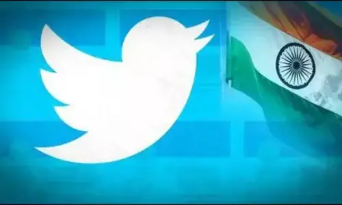 केंद्र सरकार और ट्विटर के बीच बढ़ी तनातनी, कंटेंट ब्लॉक करने के आदेश को कंपनी ने दी कोर्ट में चुनौती केंद्र सरकार और ट्विटर के बीच बढ़ी तनातनी, कंटेंट ब्लॉक करने के आदेश को कंपनी ने दी कोर्ट में चुनौती