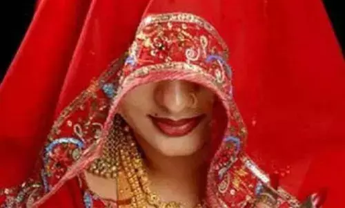 वैश्या-- ...तुझे श्मशान नही जाना है, मैं तू दूर ही रहेगी, बाकी कालू और कोठे के लड़के सब करवा देंगे वैश्या-- ...तुझे श्मशान नही जाना है, मैं तू दूर ही रहेगी, बाकी कालू और कोठे के लड़के सब करवा देंगे