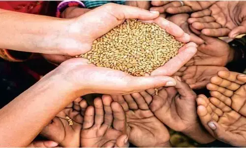 2021 में 2.3 अरब लोगों ने खाद्य असुरक्षा का किया सामना 2021 में 2.3 अरब लोगों ने खाद्य असुरक्षा का किया सामना