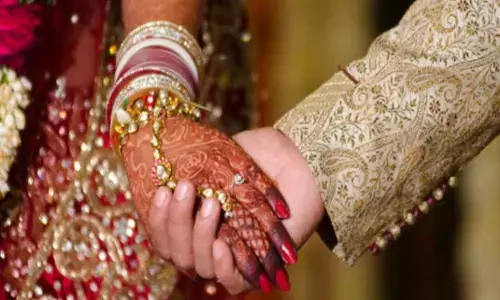 भाई-बहन ने रचाई शादी, बच्चा पैदा होने के बाद सामने आया सच, लेकिन नवजात को देखकर चिल्लाने लगी नर्स भाई-बहन ने रचाई शादी, बच्चा पैदा होने के बाद सामने आया सच, लेकिन नवजात को देखकर चिल्लाने लगी नर्स