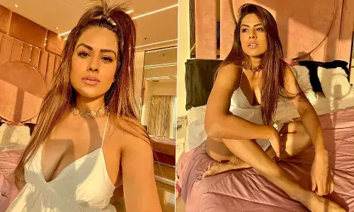 Nia Sharma Sexy Video Photos: निया शर्मा ने हॉट ब्लैक साड़ी में लगाया बोल्डनेस का तड़का, एक्ट्रेस का स्टनिंग अवतार देख फैंस का धड़का दिल
