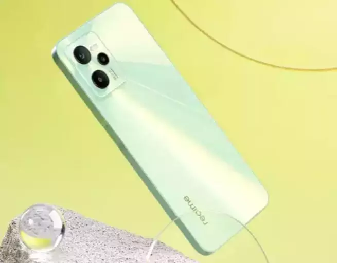 Realme ने अपने पॉपुलर स्मार्टफोन C35 का नया वेरिएंट लॉन्च किया है,जानिए क्या होगी कीमत और फीचर्स Realme ने अपने पॉपुलर स्मार्टफोन C35 का नया वेरिएंट लॉन्च किया है,जानिए क्या होगी कीमत और फीचर्स