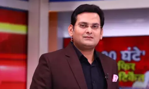 Rohit Ranjan fake news case: सुप्रीम कोर्ट से टीवी न्यूज एंकर रोहित रंजन को मिली राहत, जानें क्या है मामला Rohit Ranjan fake news case: सुप्रीम कोर्ट से टीवी न्यूज एंकर रोहित रंजन को मिली राहत, जानें क्या है मामला