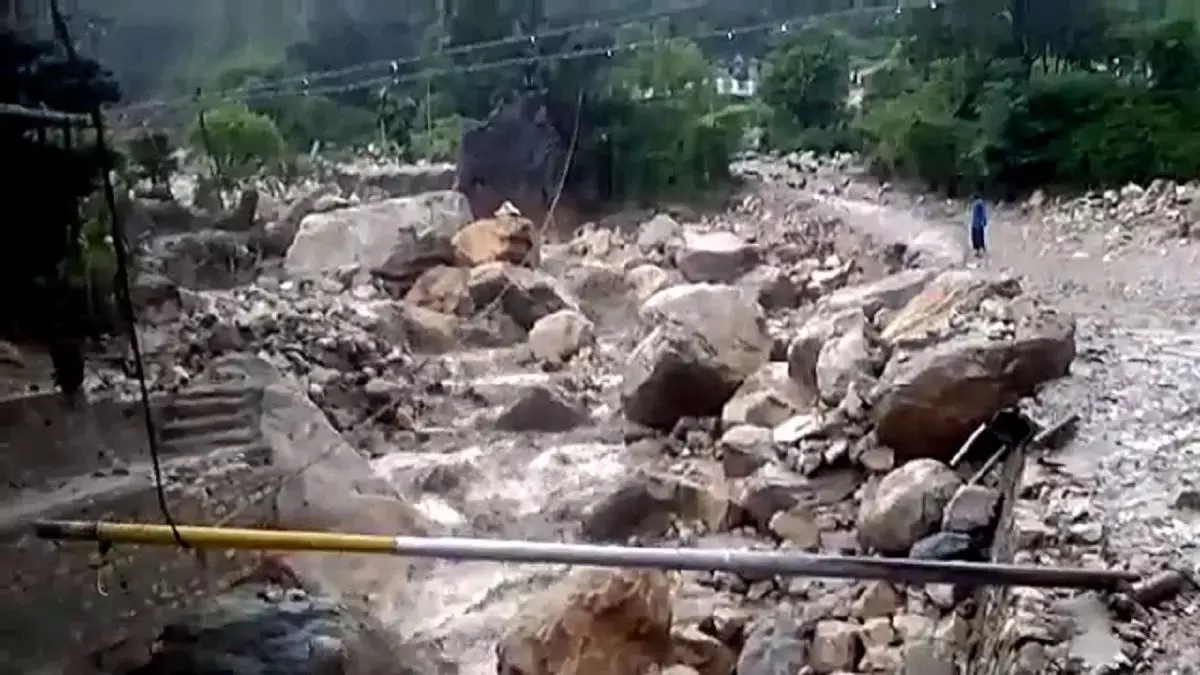 जिस सुनीता का शव दिल्ली पहुंचाया वह महाराष्ट्र की महिला निकली, अंतिम संस्कार की प्रक्रिया रुकी जिस सुनीता का शव दिल्ली पहुंचाया वह महाराष्ट्र की महिला निकली, अंतिम संस्कार की प्रक्रिया रुकी