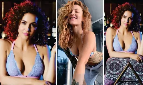 Elli AvrRam Sexy Video Photos: एली अवराम ने Sexy शर्ट में ढाया कहर, एक्ट्रेस का Sexy अवतार देख यूजर्स हुए मदहोश Elli AvrRam Sexy Video Photos: एली अवराम ने Sexy शर्ट में ढाया कहर, एक्ट्रेस का Sexy अवतार देख यूजर्स हुए मदहोश