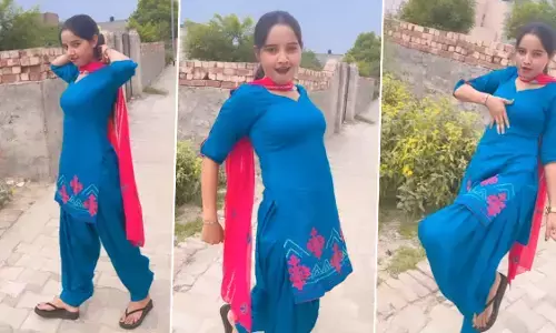 Sapna Choudhary Sexy Video Photos: Sapna Choudhary को टक्कर दे रही हरयाणवी डांसर Sunita Baby, सूट में हॉट डांस Video हुआ Viral Sapna Choudhary Sexy Video Photos: Sapna Choudhary को टक्कर दे रही हरयाणवी डांसर Sunita Baby, सूट में हॉट डांस Video हुआ Viral