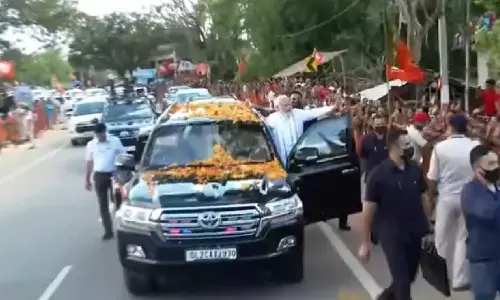 PM Narendra Modi in Deoghar LIVE: सावन से ऐन पहले बाबा धाम में PM मोदी ने लगाया ध्यान, गर्भ गृह में की खास पूजा-अर्चना PM Narendra Modi in Deoghar LIVE: सावन से ऐन पहले बाबा धाम में PM मोदी ने लगाया ध्यान, गर्भ गृह में की खास पूजा-अर्चना