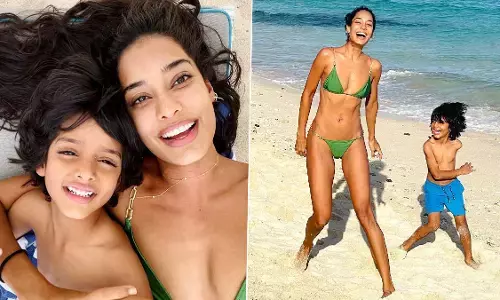 Lisa Haydon Sexy Video Photos: लिसा हेडन ने बेटे के साथ शेयर की क्यूट तस्वीरें, जैकी के साथ मेरे प्यारे दिन, यूजर्स ने बरसाया प्यार Lisa Haydon Sexy Video Photos: लिसा हेडन ने बेटे के साथ शेयर की क्यूट तस्वीरें, जैकी के साथ मेरे प्यारे दिन, यूजर्स ने बरसाया प्यार