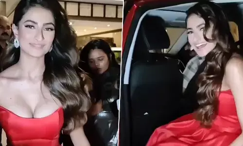 Palak Tiwari Sexy Video Photos: पलक तिवारी का मोस्ट स्टायलिश अवॉर्ड के रेड कार्पेट पर दिखा स्टनिंग अवतार Palak Tiwari Sexy Video Photos: पलक तिवारी का मोस्ट स्टायलिश अवॉर्ड के रेड कार्पेट पर दिखा स्टनिंग अवतार