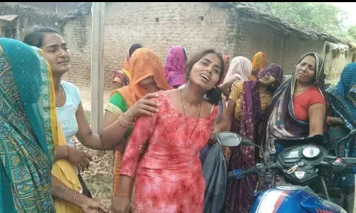 दो दिन पहले खेत गये किसान का कुएं मे मिला शव दो दिन पहले खेत गये किसान का कुएं मे मिला शव