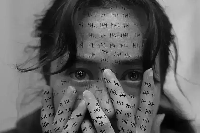 अमेरिका में महिलाओं के खिलाफ हिंसक घटनाएं बनी महामारी अमेरिका में महिलाओं के खिलाफ हिंसक घटनाएं बनी महामारी