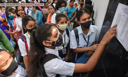CBSE 10th Result 2022: जारी हुआ 10वीं सीबीएसई बोर्ड का रिजल्ट, जानिए इस साल कैसा रहा परिणाम, ये बने हैं टॉपर्स CBSE 10th Result 2022: जारी हुआ 10वीं सीबीएसई बोर्ड का रिजल्ट, जानिए इस साल कैसा रहा परिणाम, ये बने हैं टॉपर्स