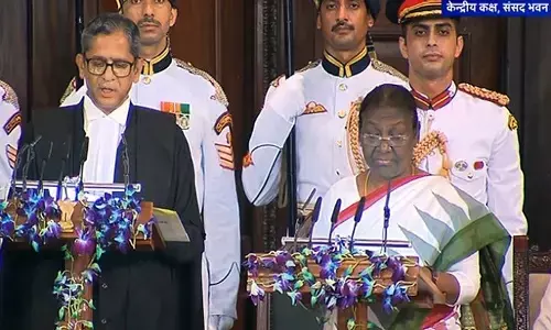 आजाद भारत में जन्मी द्रौपदी मुर्मू ने ली  राष्ट्रपति पद की शपथ