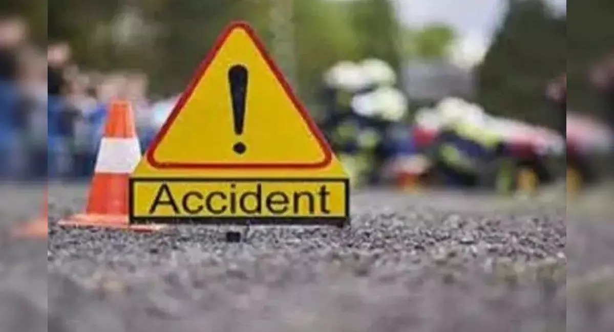 Rajasthan News: दौसा में ट्रक और कंटेनर की टक्कर, 20 से ज्यादा कांवड़िये घायल