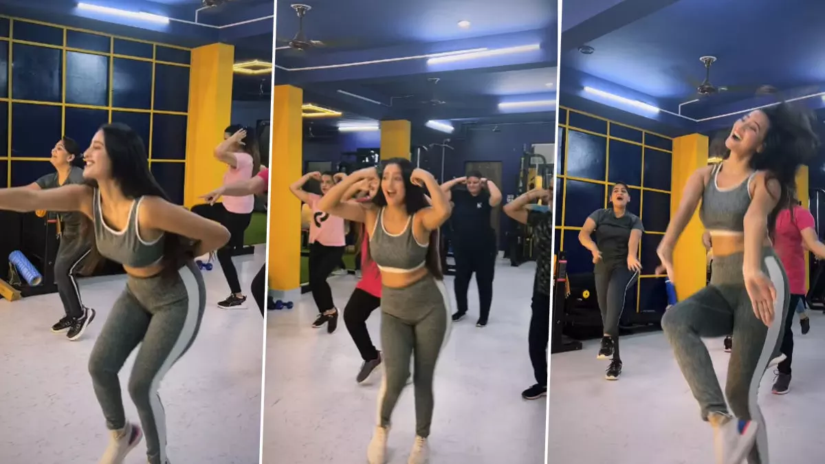 Shweta Mhara Sexy Photo video: एक्ट्रेस Shweta Mhara ने अपनी गर्लगैंग संग किया गजब का डांस, इंटरनेट पर धूम मचा रहा है ये Video