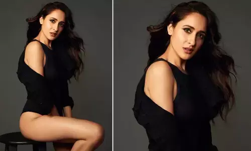Pragya Jaiswal Sexy Video Photos: प्रज्ञा जायसवाल अपने Sexy अवतार से बढ़ाया सोशल मीडिया का पारा Pragya Jaiswal Sexy Video Photos: प्रज्ञा जायसवाल अपने Sexy अवतार से बढ़ाया सोशल मीडिया का पारा