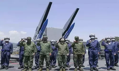 China Military Drill: ताइवान पर एक्शन मोड में चाइना, मिलिट्री ड्रिल के दौरान पानी में दागी बैलिस्टिक मिसाइल