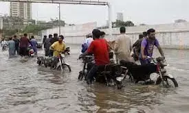 पाकिस्तान में जबरदस्त बारिश और बाढ़ से अब तक पांच सौ से अधिक मरे पाकिस्तान में जबरदस्त बारिश और बाढ़ से अब तक पांच सौ से अधिक मरे