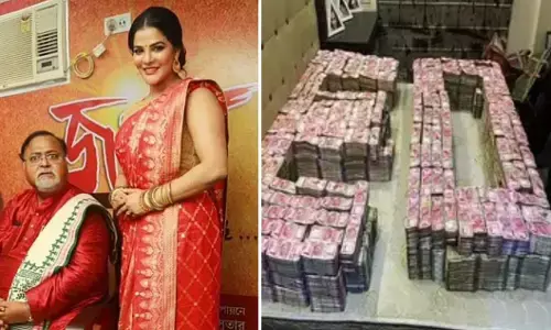 WBSSC Scam : पार्थ चटर्जी और उनकी सहयोगी अर्पिता मुखर्जी को 14 दिनों के लिए भेजा गया जेल