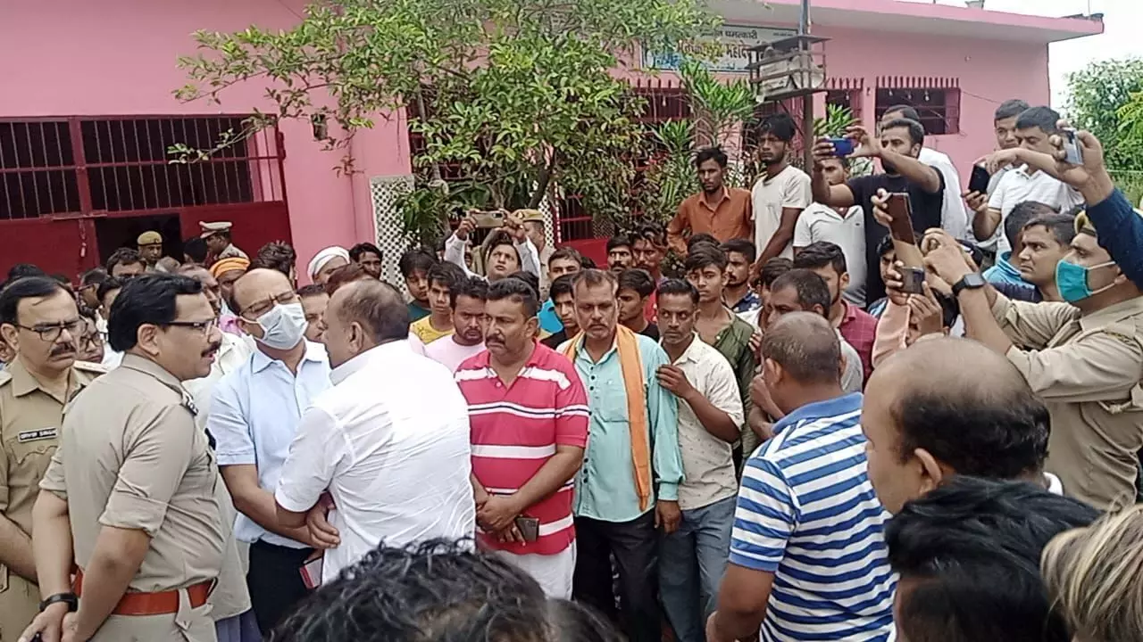 बिजनौर में पुजारी की पीट पीट कर हत्या बिजनौर में पुजारी की पीट पीट कर हत्या