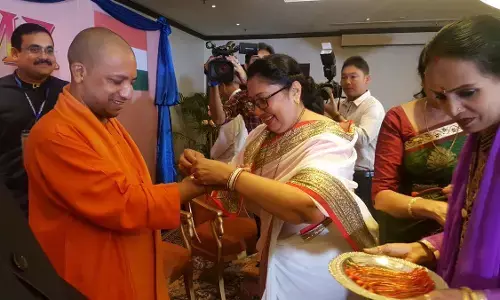 रक्षा बंधन के पर्व पर सीएम योगी का बड़ा ऐलान, 50 प्रतिशत आबादी में खुशी की लहर