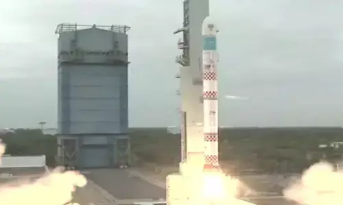 ISRO ने रच दिया इतिहास : भारत का पहला छोटा रॉकेट SSLV किया गया लॉन्च, जानें क्या है ये और इसकी खासियत