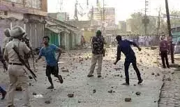 рдЖрдЧрд░рд╛ рдореЗ рдмрддреНрддреА рдЧреБрд▓ рд╣реЛрддреЗ рд╣реА, рдЫрд╛рд╡рдиреА рдореЗ рддрдмреНрджреАрд▓ рд╣реБрдЖ рдЕрдкрд╛рд░реНрдЯрдореЗрдВрдЯред рдЖрдЧрд░рд╛ рдореЗ рдмрддреНрддреА рдЧреБрд▓ рд╣реЛрддреЗ рд╣реА, рдЫрд╛рд╡рдиреА рдореЗ рддрдмреНрджреАрд▓ рд╣реБрдЖ рдЕрдкрд╛рд░реНрдЯрдореЗрдВрдЯред