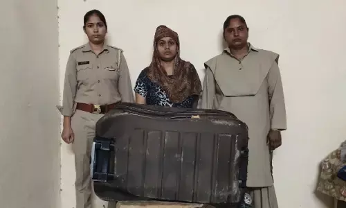 लिव इन रिलेशनशिप में रह रही महिला ने पुरुष पार्टनर की हत्या, गाजियाबाद पुलिस ने किया चौकानें वाला खुलासा लिव इन रिलेशनशिप में रह रही महिला ने पुरुष पार्टनर की हत्या, गाजियाबाद पुलिस ने किया चौकानें वाला खुलासा